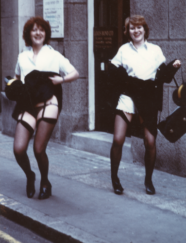 a knees up while humming the stripper’s song